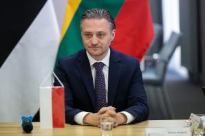 Spotkanie szefów służb ratowniczych Polski, Ukrainy, Litwy, Łotwy i Estonii z udziałem szefa MSWiA Mariusza Kamińskiego
