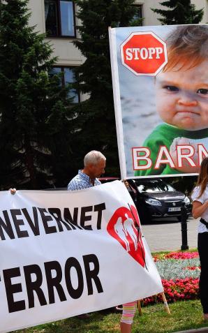 Europejski handel polskimi dziećmi! Koszmarne pomysły Komisji Europejskiej na masowe odbieranie rodzicom dzieci!