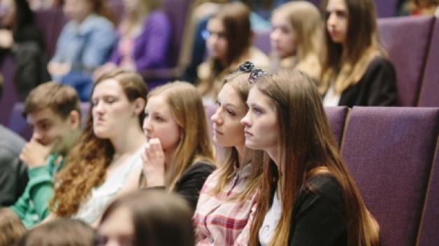 Wakacyjne staże dla łódzkich studentów